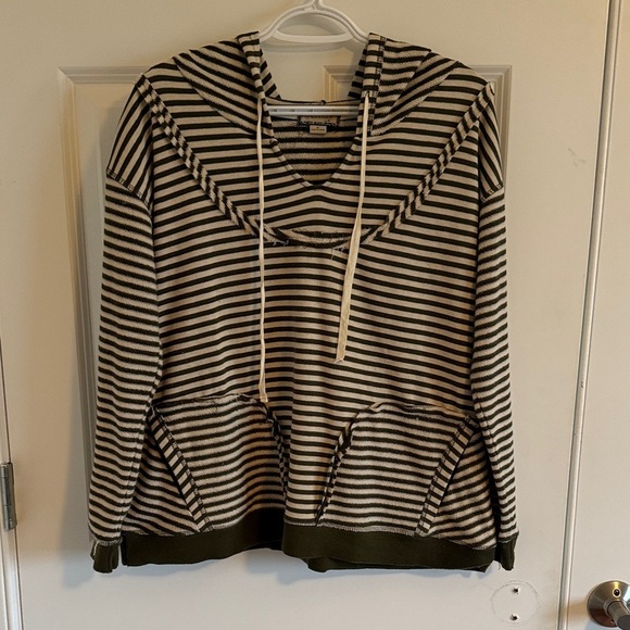 Ethereal Tops - Ethereal boho Green & Beige Striped Hoodie Distressed V-Neck Pockets Size Medium